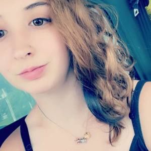 Meet your Posher, Sabrina